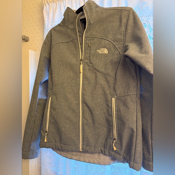 The North Face Heather Gray Zip-Up Jacket - Picture 1 of 1